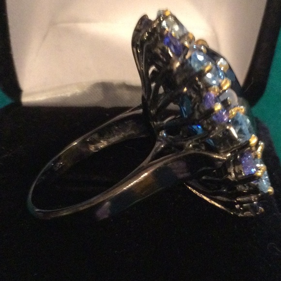 ⭐️ONE OF A KIND ⭐️Genuine London Blue Topaz with Tanzanite & Moonstone Ring - Picture 9 of 15